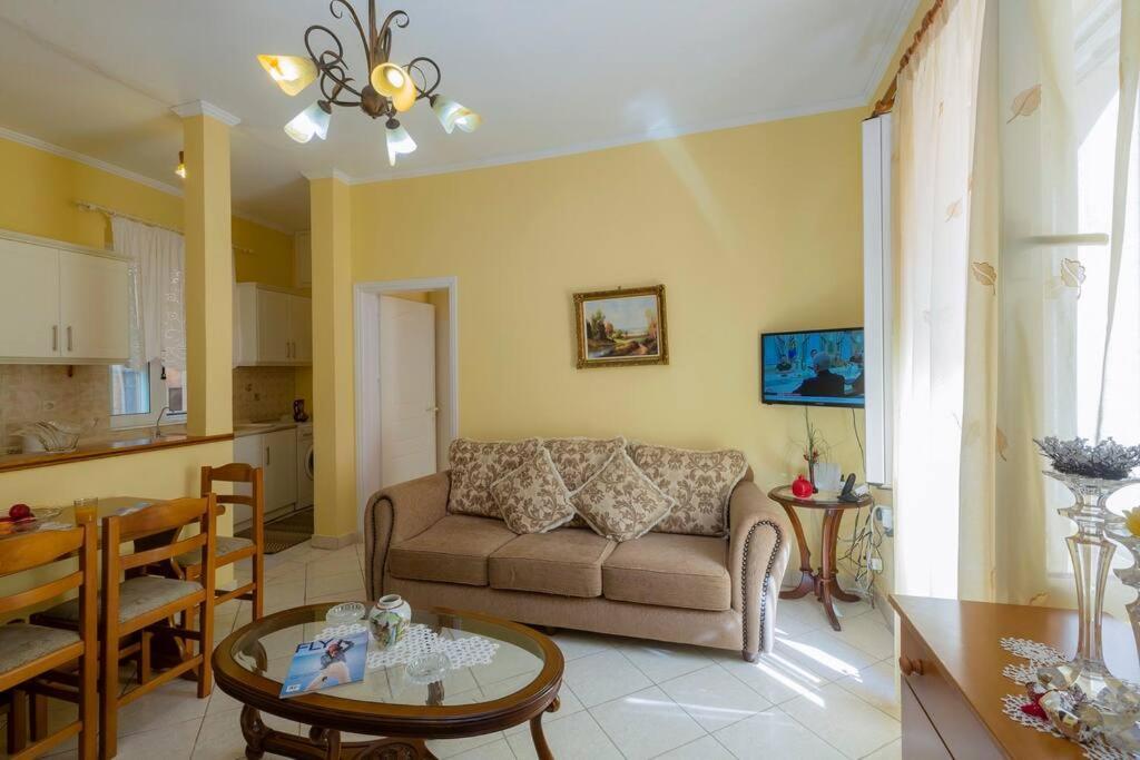 Ria'S Apartment In Corfu Town 外观 照片