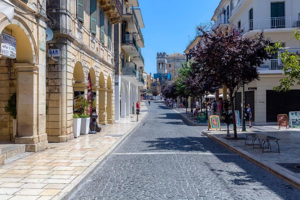 Ria'S Apartment In Corfu Town 外观 照片