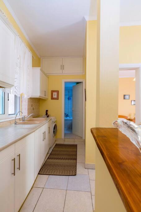 Ria'S Apartment In Corfu Town 外观 照片