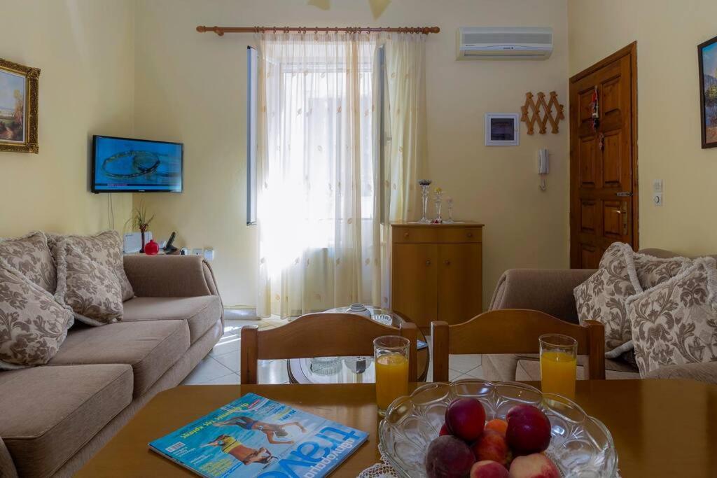 Ria'S Apartment In Corfu Town 外观 照片